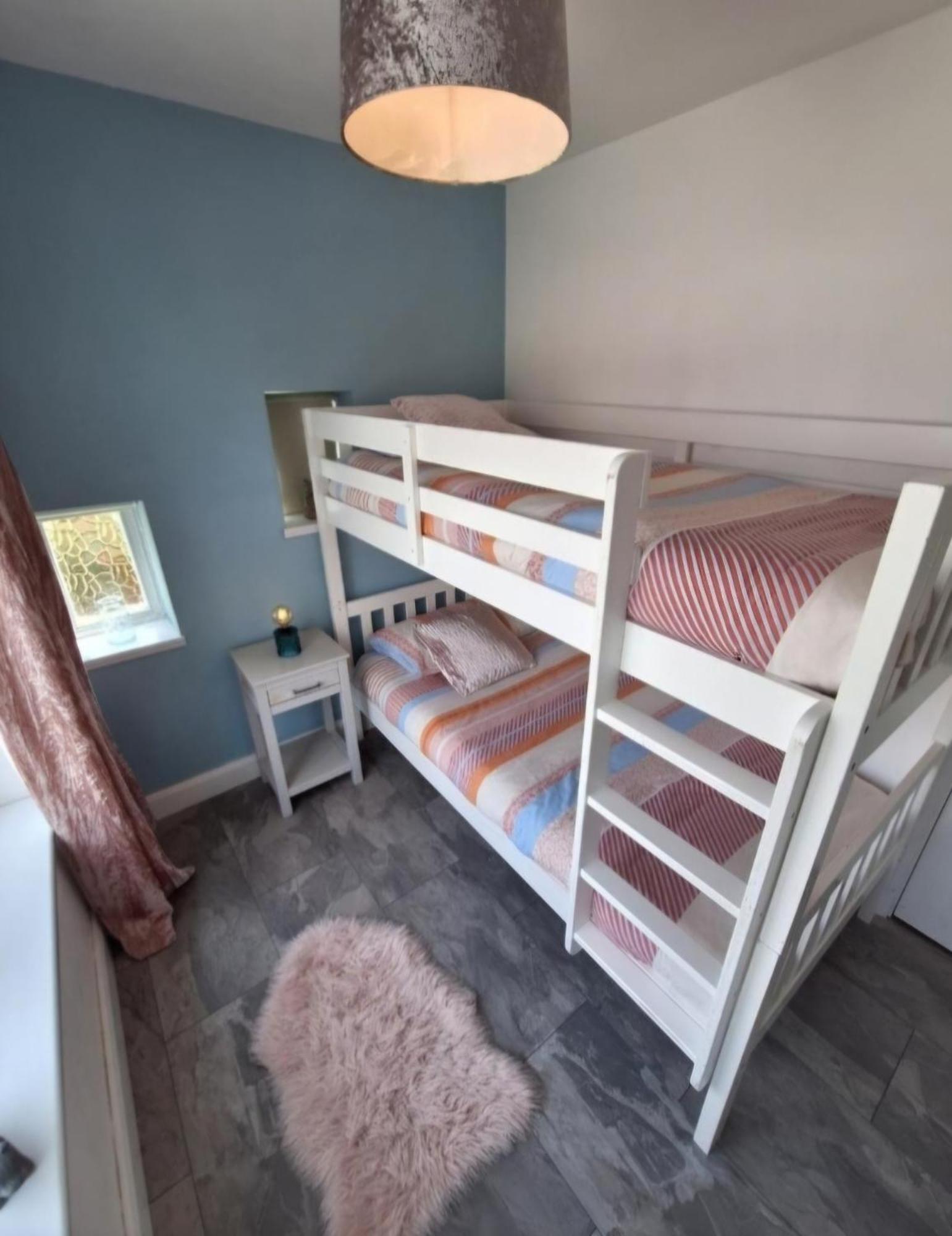 Beautiful 2 Bedroom Annexe In Popular Town Location Narberth Exteriör bild